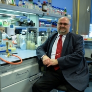 Prof. dr hab Grzegorz Węgrzyn